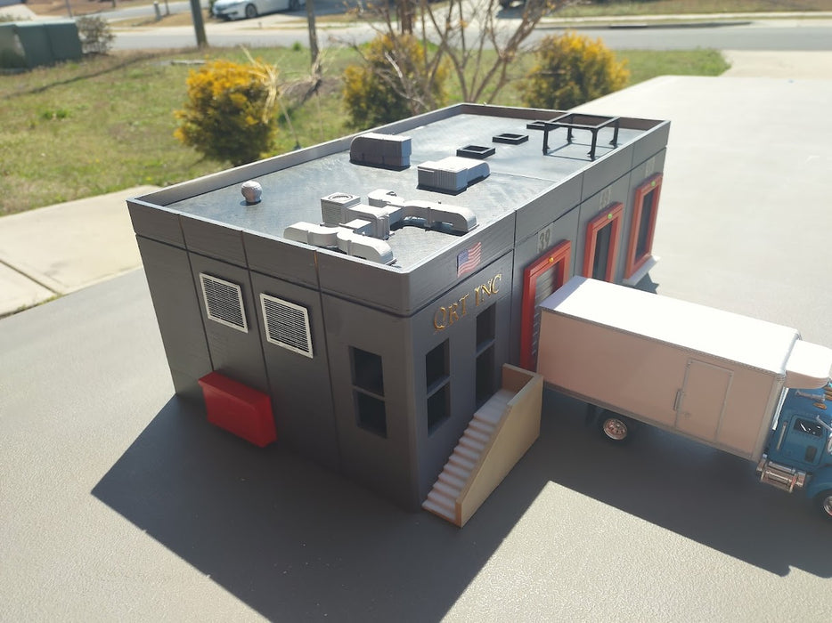 HO-Scale Distribution Center