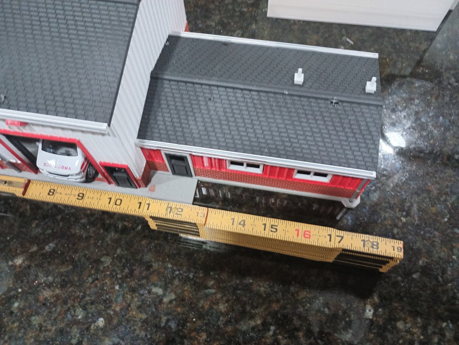 O Scale  911 Center