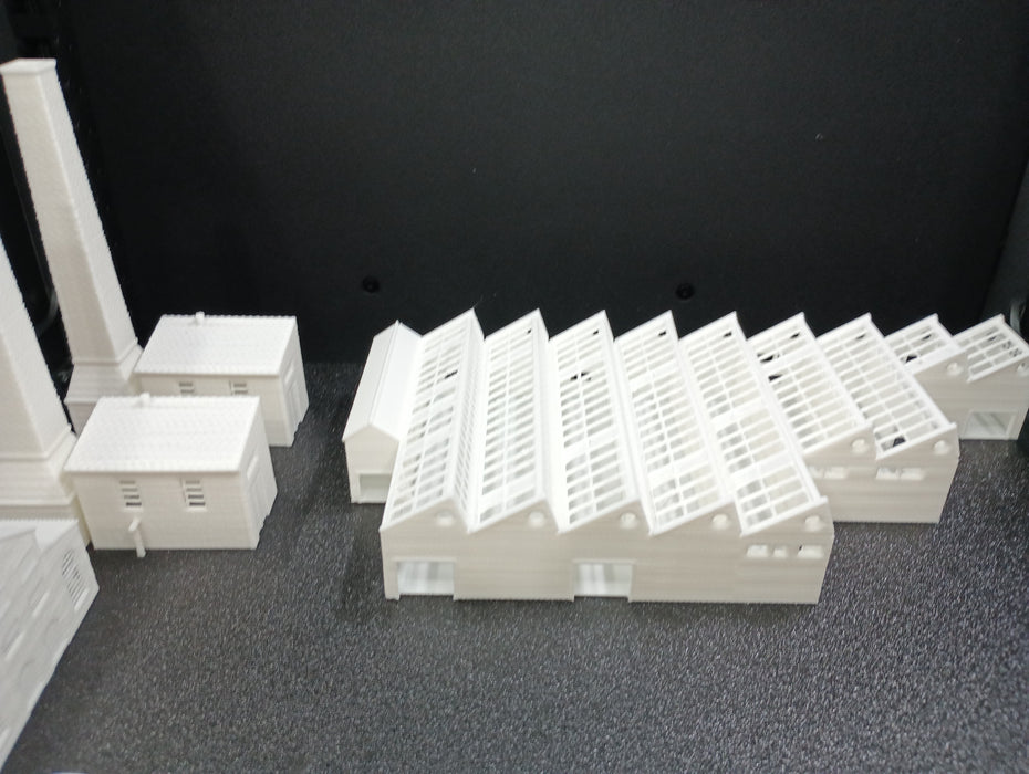 N Scale  "Large Warehouse "
