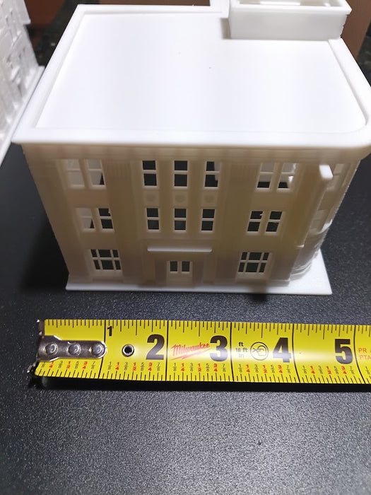 N Scale Large Urban Bank Building