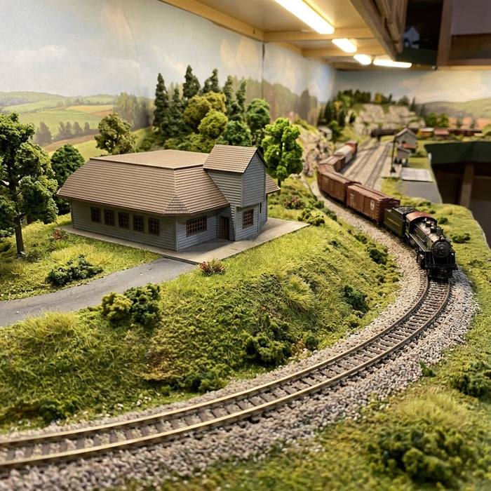 N Scale  "Captin D's"