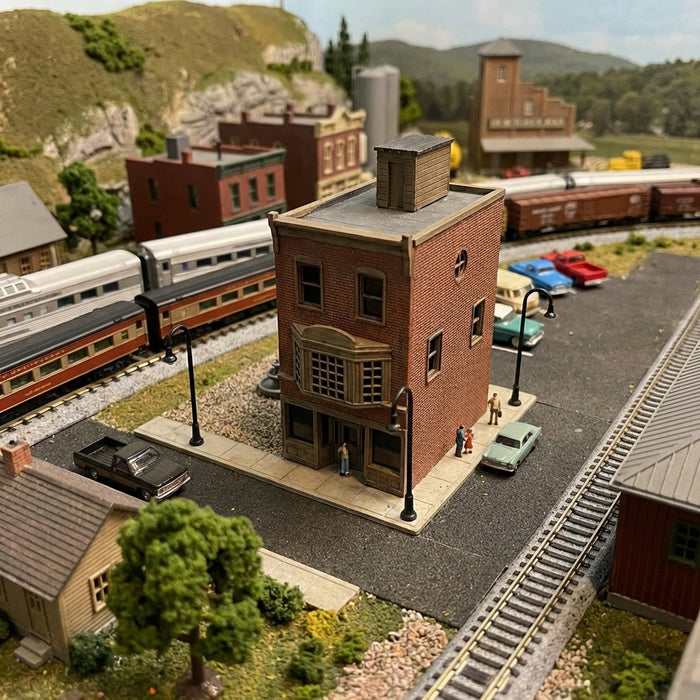 N Scale House with Water Feature