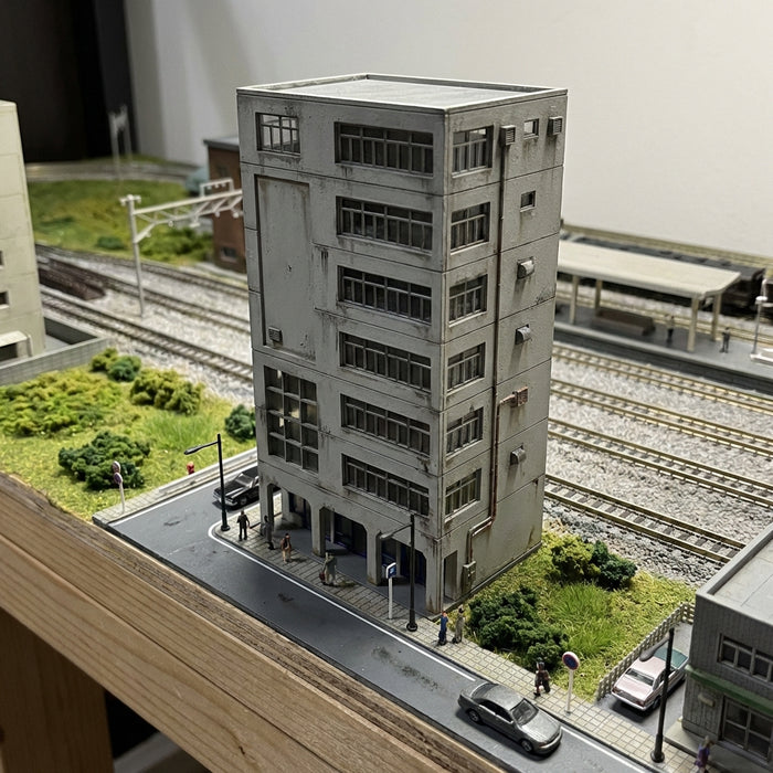 N Scale Office Building  # 2 7-Story