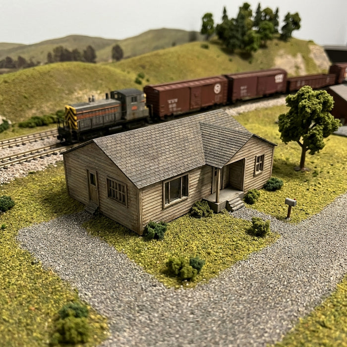 N Scale  J House 1